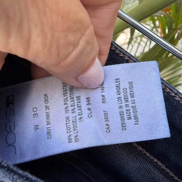 Joe's Jeans Flawless Curvy Skinny NWT Crop Sz 30" Dark Wash - Picture 9 of 11